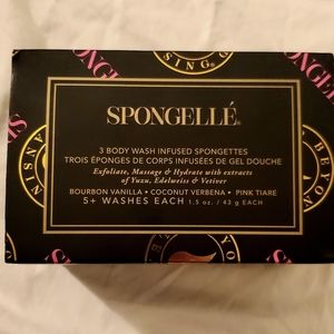 Spongelle fully packaged cloths